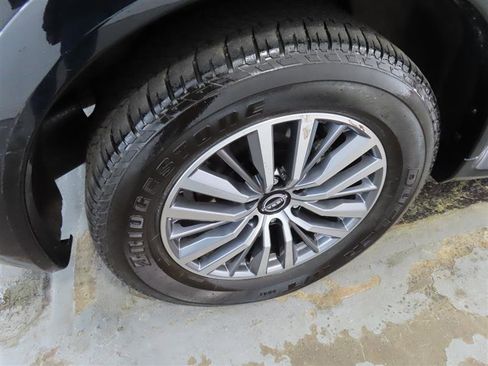 Used 2023 Nissan Armada SL w/ Cargo Package image 8