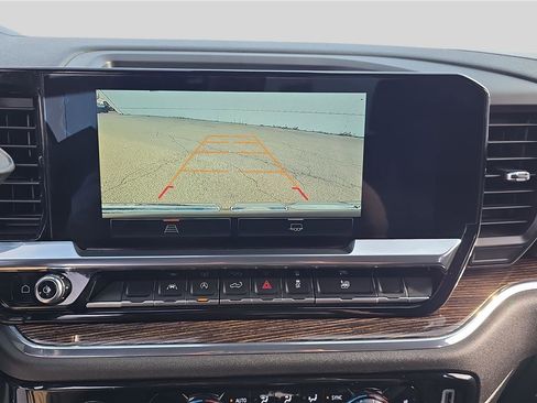 Used 2024 GMC Sierra 1500 Elevation w/ LPO, Elevation Black Package image 18