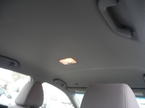 Used 2016 Hyundai Accent SE w/ Option Group 02 image 27