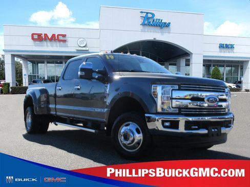 Used 2019 Ford F350 Lariat w/ Lariat Ultimate Package image 1