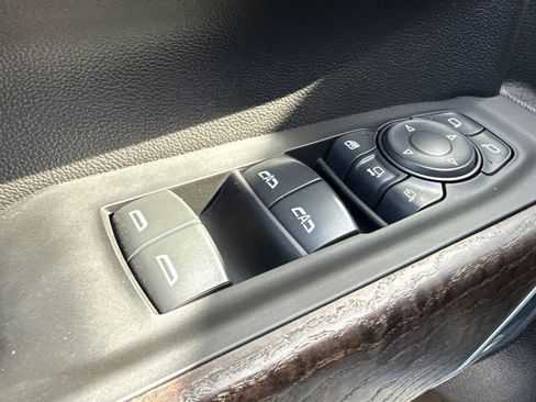 Used 2023 GMC Sierra 2500 Denali w/ Denali Ultimate Package image 20