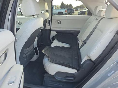 Used 2024 Hyundai Ioniq 5 Limited image 14