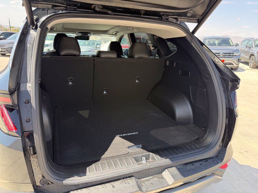 Used 2023 Hyundai Tucson Limited FWD image 18
