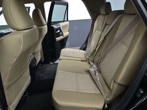 Used 2014 Toyota 4Runner SR5 RWD image 12