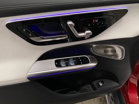 New 2026 Mercedes-Benz GLC 300 4MATIC image 32