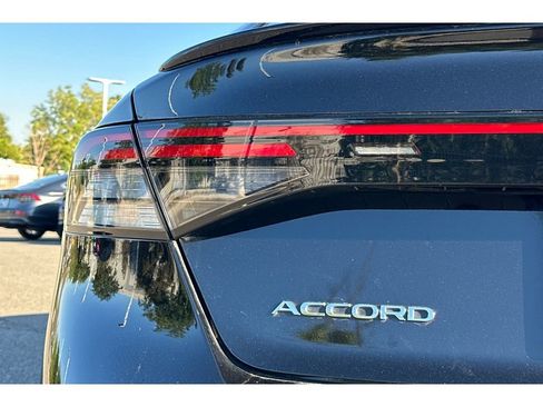 Used 2025 Honda Accord Sport image 45