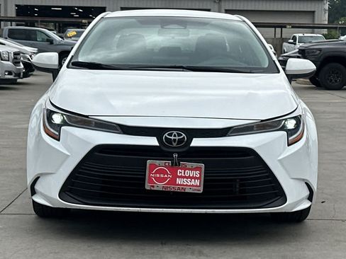 Used 2024 Toyota Corolla LE FWD image 11