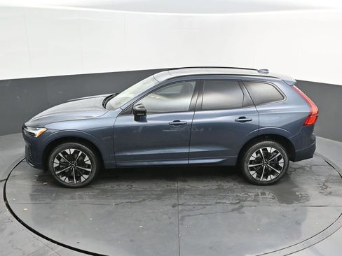 New 2026 Volvo XC60 B5 Ultra w/ Climate Package AWD/4WD image 24