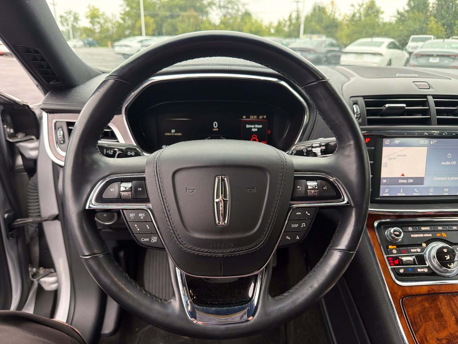 Used 2020 Lincoln Continental w/ Convenience Package FWD image 13