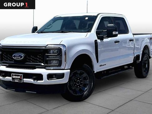 Used 2025 Ford F250 XL w/ STX Appearance Package AWD/4WD image 1