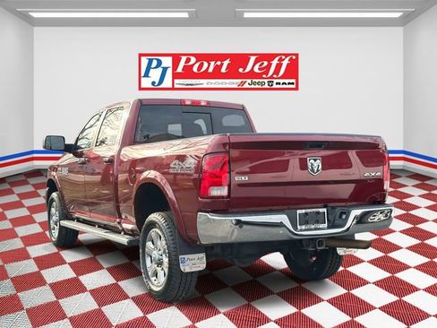 Used 2017 RAM 2500 SLT w/ Luxury Group image 4