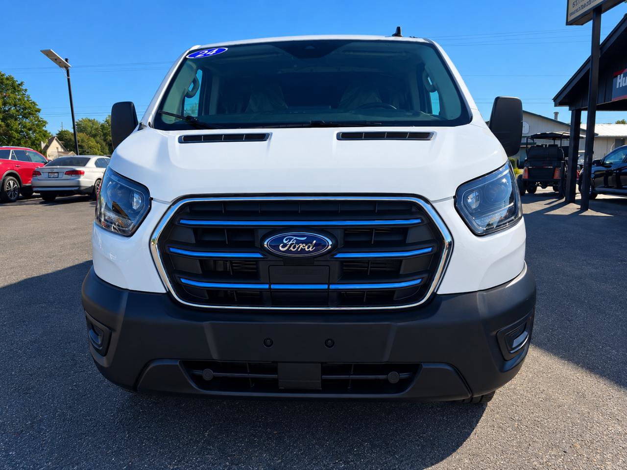 Used 2024 Ford E-Transit Low Roof RWD image 7