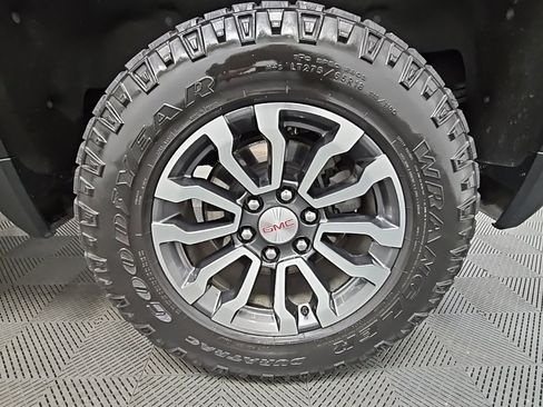 Used 2022 GMC Sierra 1500 AT4 w/ AT4 Premium Package image 46
