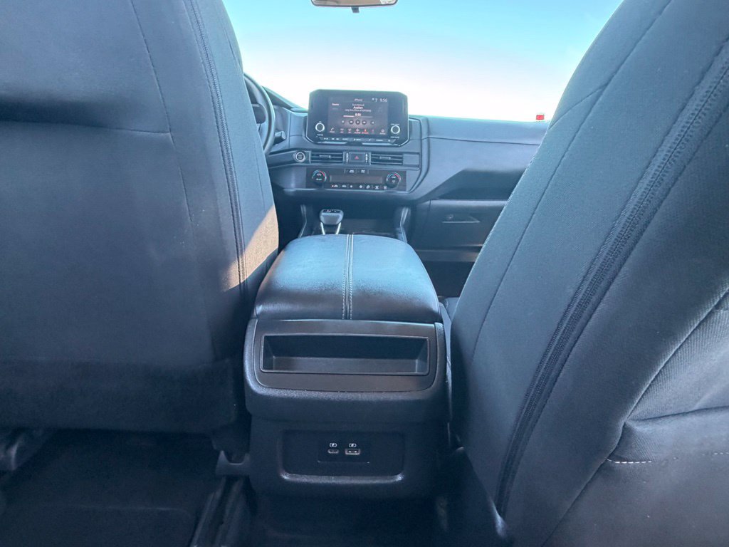 Used 2023 Nissan Pathfinder S FWD image 36