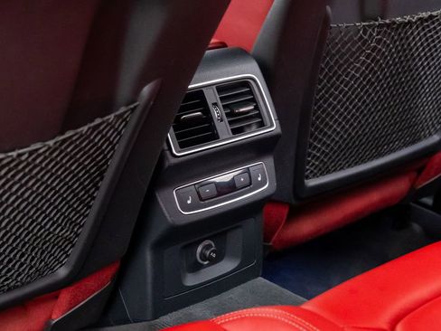 Used 2018 Audi SQ5 Prestige image 17