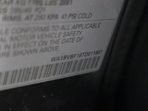 Used 2026 Audi Q8 Premium Plus w/ Premium Plus Package image 32