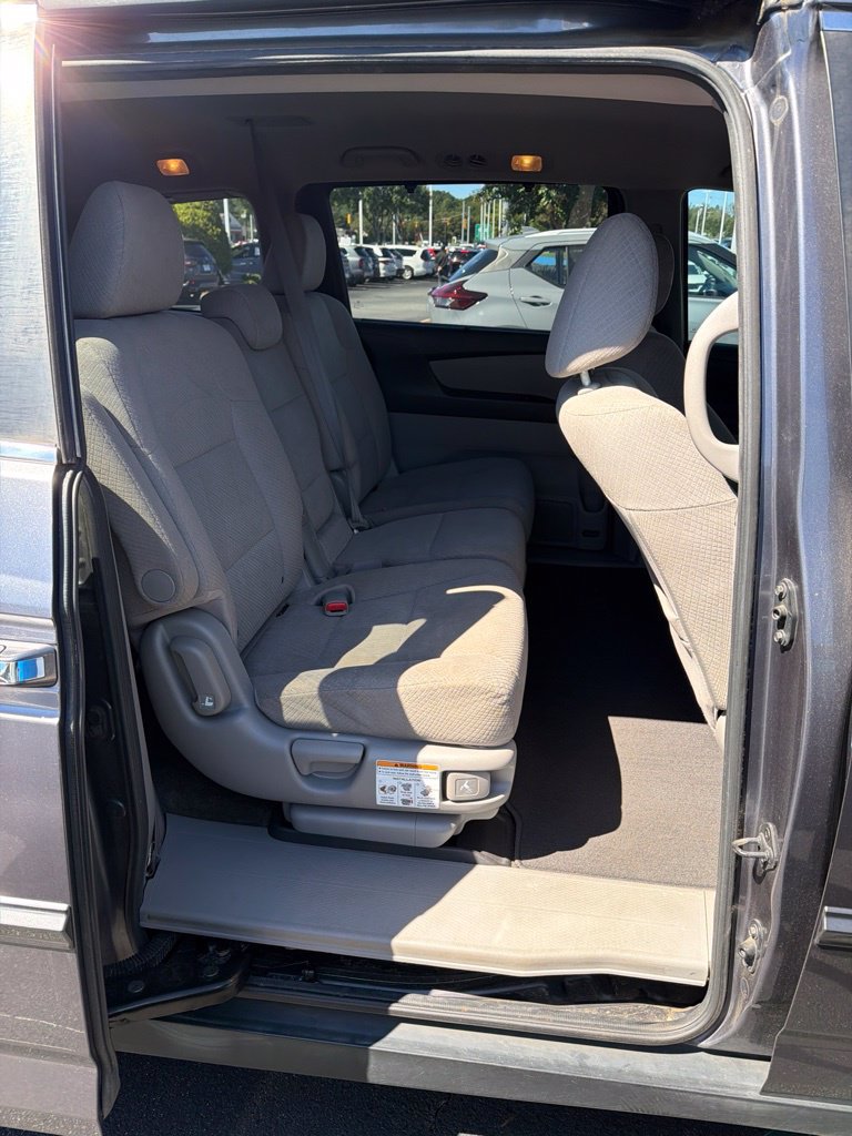 Used 2014 Honda Odyssey EX image 5
