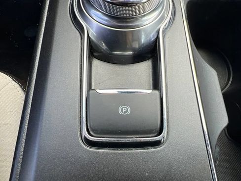 Used 2020 Ford Fusion SE w/ Equipment Group 151A FWD image 22