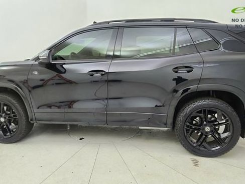 Used 2025 Volkswagen Tiguan SE R-Line AWD/4WD image 4