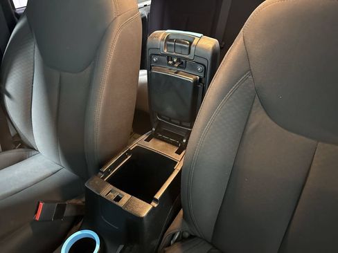 Used 2017 Jeep Wrangler Unlimited Sport AWD/4WD image 36