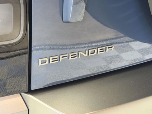 New 2026 Land Rover Defender 110 S image 30