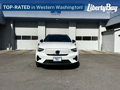 Used 2023 Volvo XC40 Recharge Ultimate w/ Protection Package Premier AWD/4WD image 4