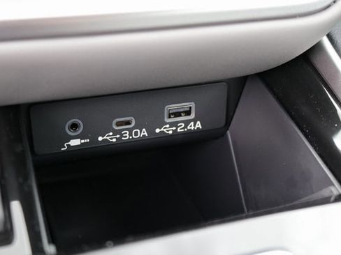 Certified 2025 Subaru Outback Premium w/ Popular Package #1A image 32