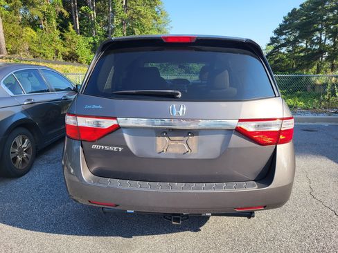 Used 2013 Honda Odyssey EX image 5
