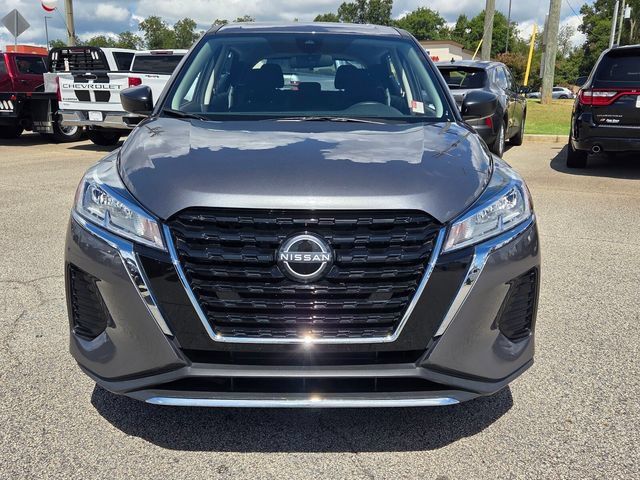 Used 2024 Nissan Kicks S FWD image 2