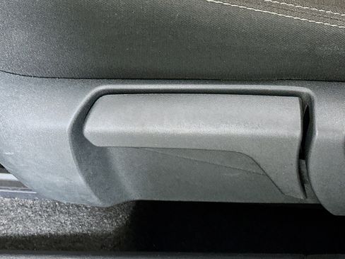 Used 2024 Nissan Rogue S image 13