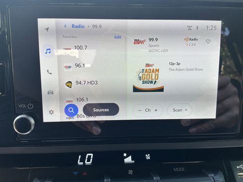 Used 2026 Toyota Tundra SR AWD/4WD image 23