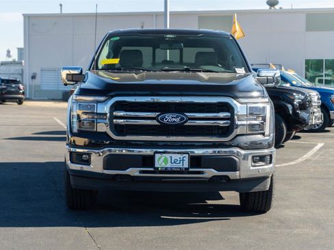 Used 2025 Ford F150 Lariat w/ Equipment Group 501A Mid image 3