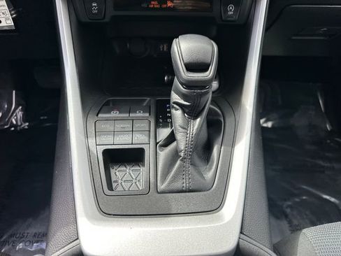 Used 2023 Toyota RAV4 LE AWD/4WD image 25