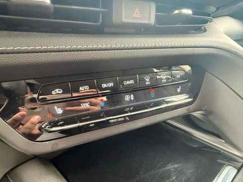 Used 2023 Buick Envision Preferred w/ Sport Touring Package AWD/4WD image 21