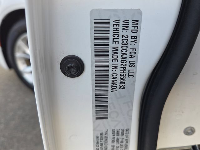 Used 2023 Chrysler 300 Touring RWD image 5