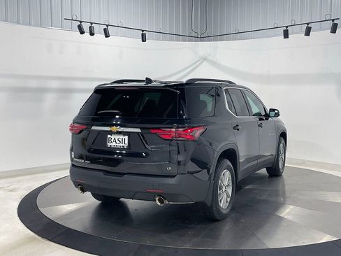 Used 2023 Chevrolet Traverse LT image 10