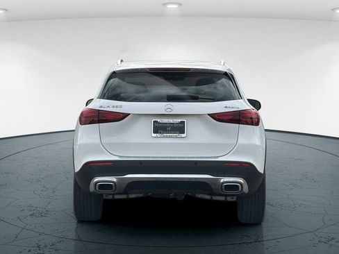 Used 2025 Mercedes-Benz GLA 250 4MATIC image 6