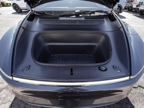 Used 2026 Tesla Model Y AWD image 44