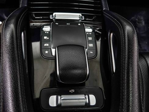 Used 2021 Mercedes-Benz GLS 450 4MATIC image 22
