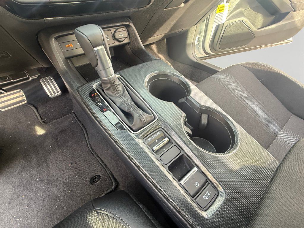 Used 2026 Honda Civic FWD Hybrid Sedan image 18