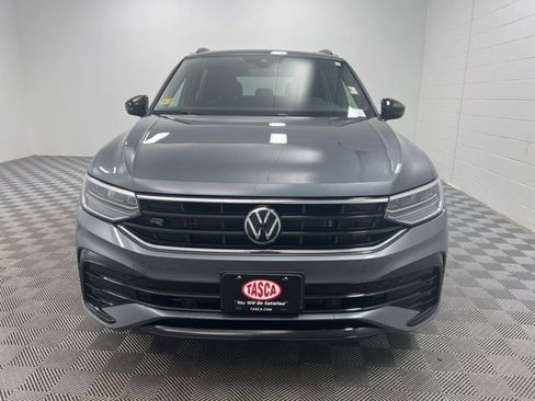 Used 2024 Volkswagen Tiguan SE R-Line AWD/4WD image 3