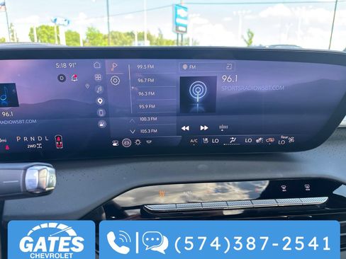 Used 2025 Buick Enclave Avenir w/ Super Cruise Package AWD/4WD image 14