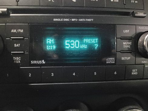 Used 2016 Jeep Compass High Altitude image 25