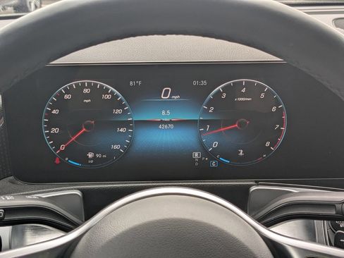 Certified 2022 Mercedes-Benz GLB 250 4MATIC w/ Premium Package Lite image 13