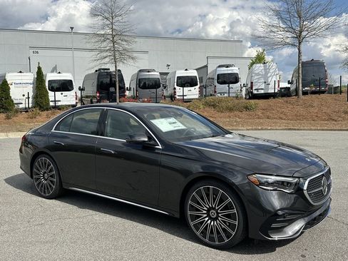 New 2026 Mercedes-Benz E 350 Sedan image 2