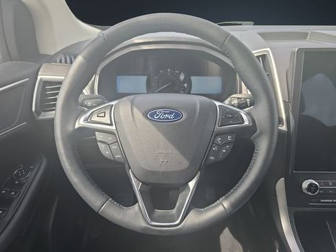Used 2024 Ford Edge SEL w/ Convenience Package AWD/4WD image 12