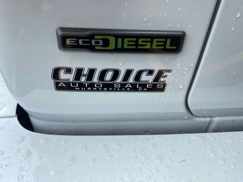 Used 2021 Jeep Wrangler Unlimited Sahara AWD/4WD image 34