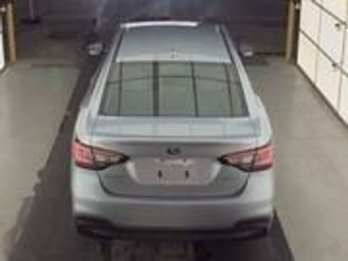 Used 2024 Subaru Legacy Premium image 7