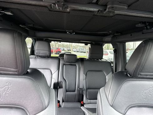 Used 2024 Ford Bronco Big Bend image 25