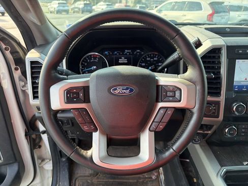 Used 2021 Ford F350 Lariat w/ Lariat Ultimate Package image 31
